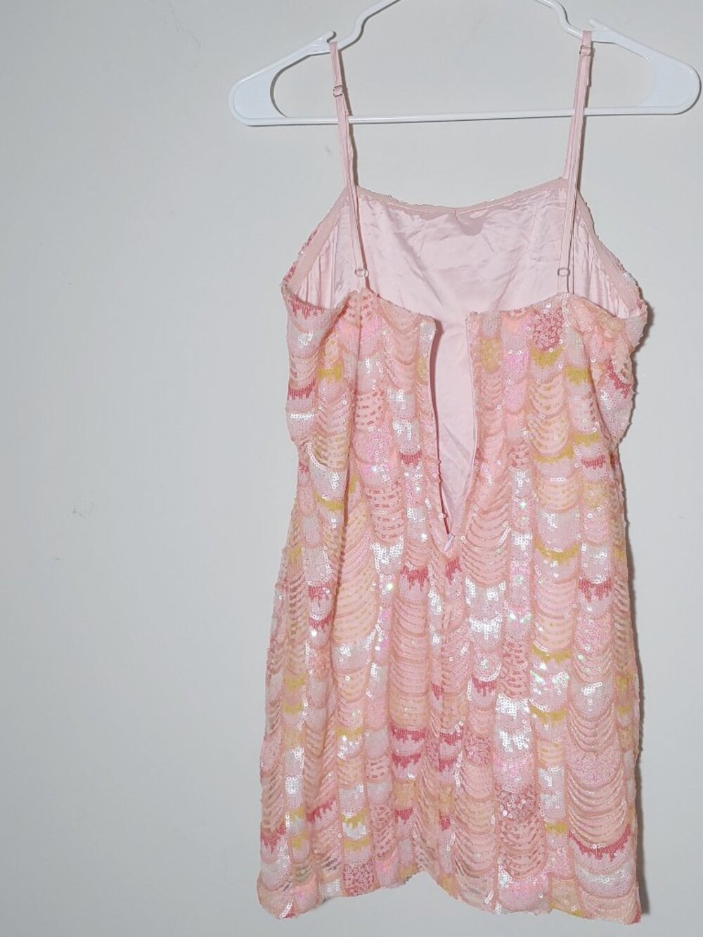 12th Tribe Emmy Pink & Gold Sequin Mini Mermaid Dress Size L - Picture 5 of 7